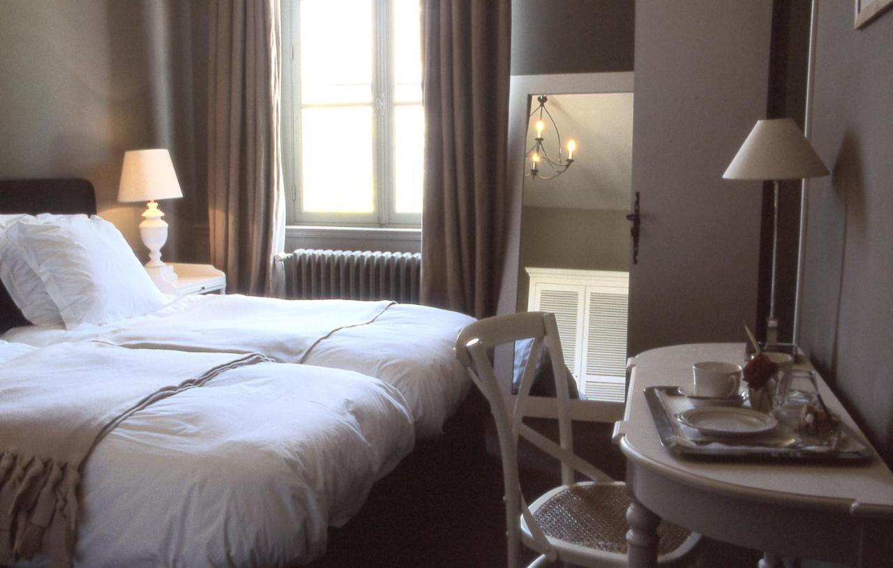 Hotel La Licorne & Spa Lyons-la-Foret Ngoại thất bức ảnh